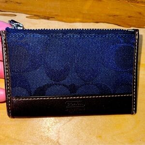 Coach coin purse with key ring
